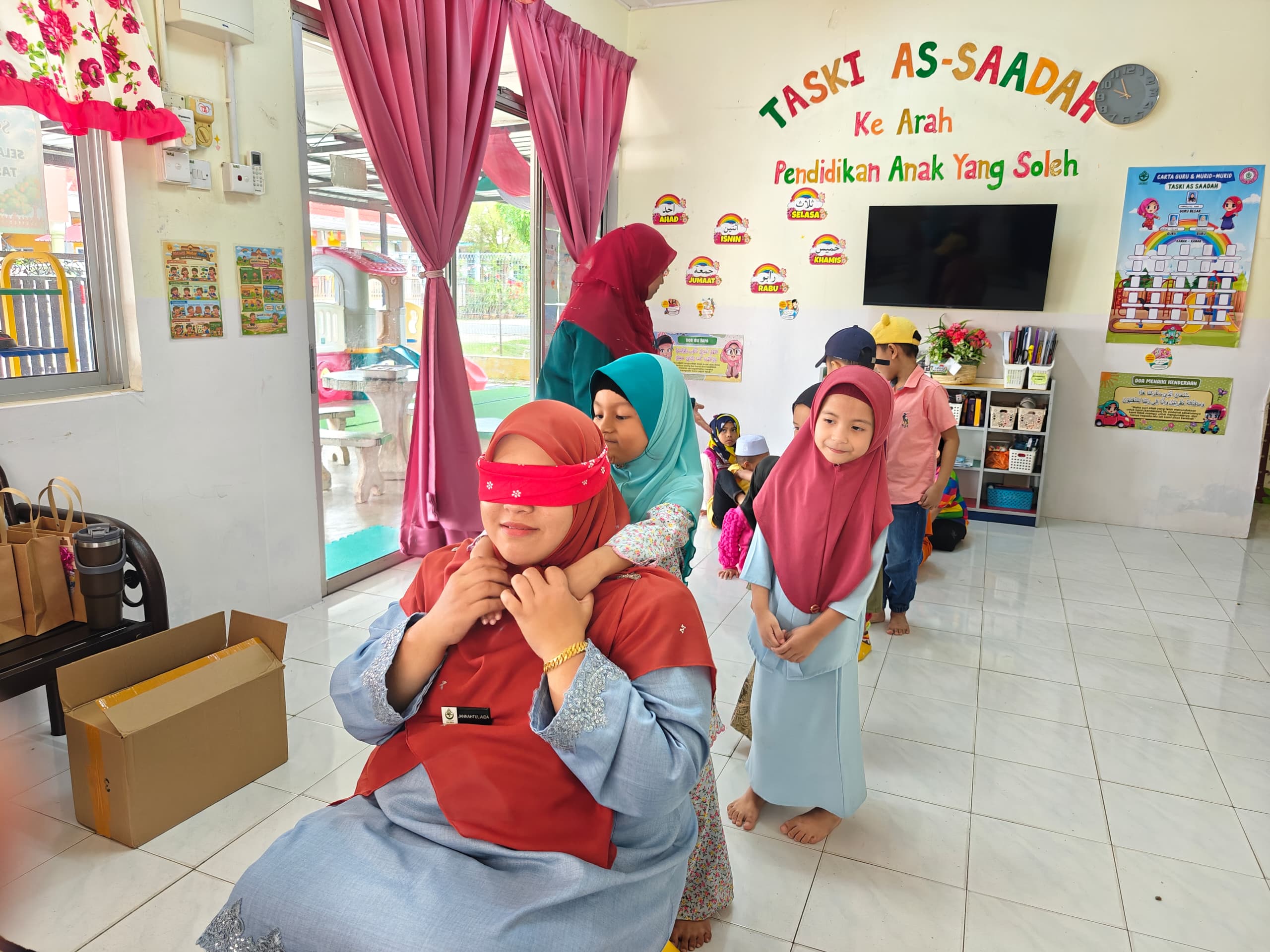 Sambutan Hari Guru di TASKI As-Saadah — gambar 2